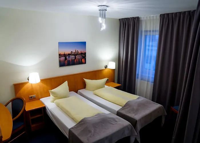 Niederraeder Hof Hotel 3*