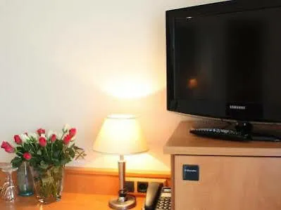 Hotel Niederraeder Hof 3*