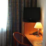 Ξενοδοχείο Niederraeder Hof 3*