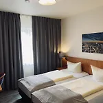 Niederraeder Hof 3*