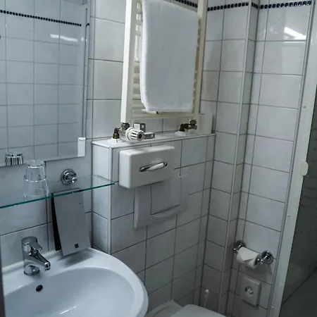 نيداريدا هوف فرانكفورت