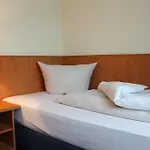 Niederraeder Hof Hotel