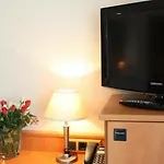 Hotel Niederraeder Hof 3*
