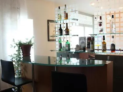 Niederraeder Hof Fráncfort del Meno