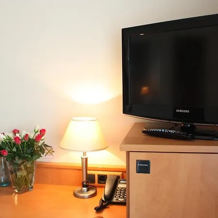 Niederraeder Hof Отель 3*