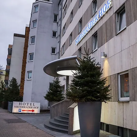 Отель Niederraeder Hof