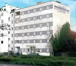 Niederraeder Hof Отель 3*